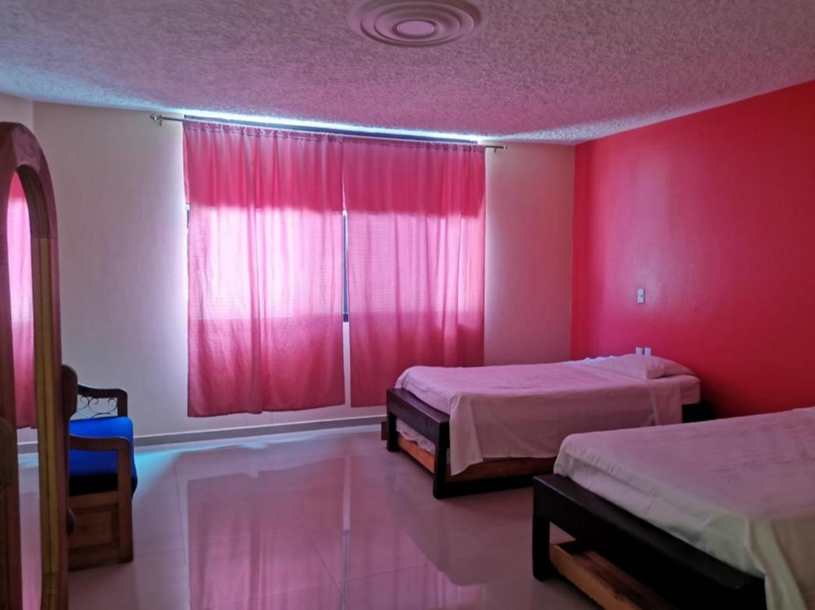 Beautiful Private House In The Downtown With 3 Floors Villa Tepatitlán de Morelos Exterior photo