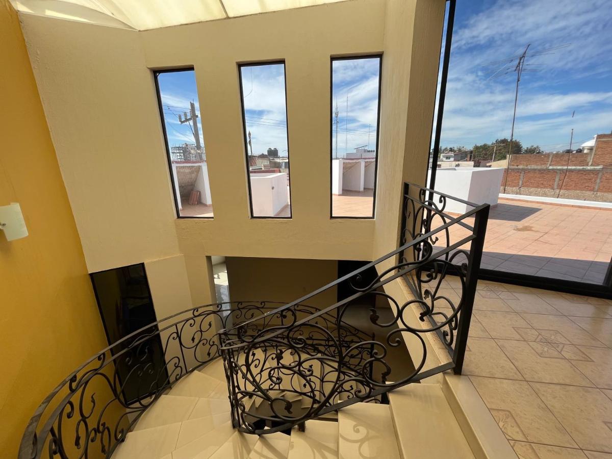 Beautiful Private House In The Downtown With 3 Floors Villa Tepatitlán de Morelos Exterior photo